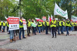 Protest Branży Drzewnej - Białystok - 16 kwietnia - wielokrotnie manifestował sprzeciw wobec moratorium, dzisiaj znane są już wyniki konsultacji społecznych w tej sprawie. Fot. Anna Szypulska.